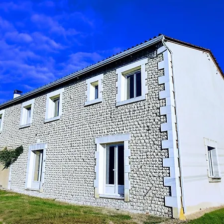 Maison Des Prairies Tatil Evi *