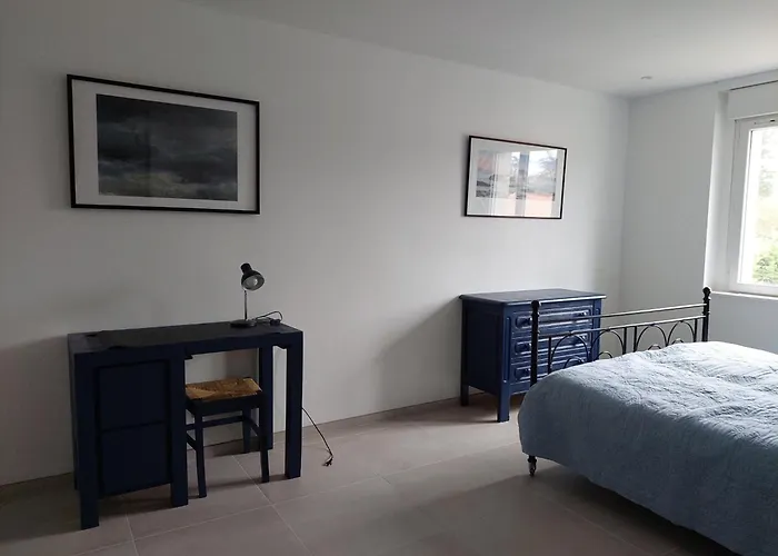 Maison Des Prairies بيت للعطل *